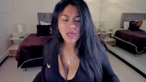 Dulcinea online show from March 2026 12:12:02 PM