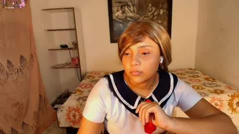 Snapshot of _eilish chatting on May 2026 01:57:16 AM _eilish online show from May 2026 01:57:16 AM