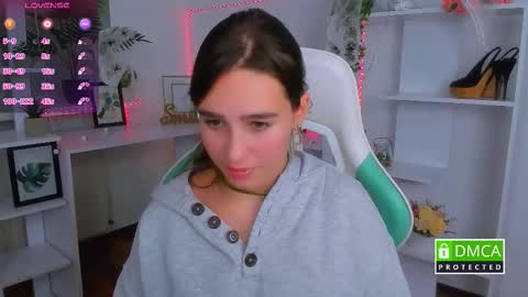 Lizzy  online show from October 2025 10:44:02 PM