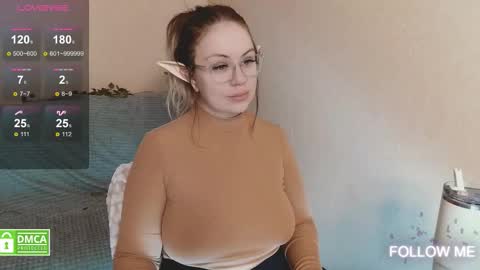 Snapshot of _elven_dreams__ chatting on March 2026 03:33:02 AM chloue and Gretta online show from March 2026 03:33:02 AM