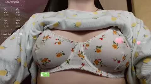 Snapshot of _elven_dreams__ chatting on March 2026 06:40:01 PM chloue and Gretta online show from March 2026 06:40:01 PM