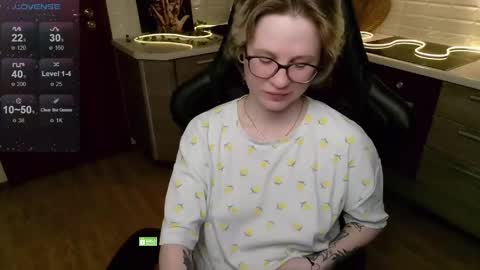chloue and Gretta online show from May 2026 06:59:01 PM