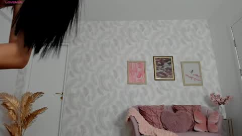 Snapshot of _elysa chatting on May 2026 05:02:02 AM Elysa online show from May 2026 05:02:02 AM