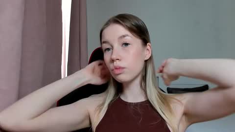 Emi online show from December 2025 07:04:02 AM