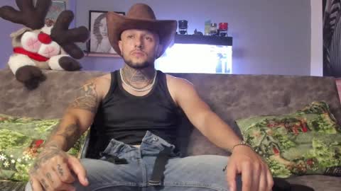 Emilio online show from December 2024 11:39:02 PM