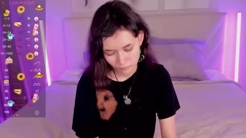 _emily__strike_ online show from November 2025 10:14:01 AM