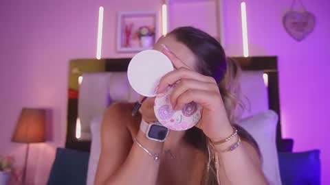 Isabella online show from June 2026 12:09:02 PM