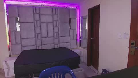 Emily  online show from January 2026 11:13:01 AM