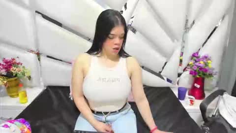 emily  online show from February 2026 01:31:02 PM