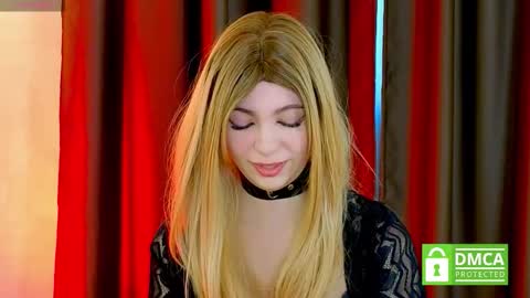 Snapshot of _emilyzortea_ chatting on November 2025 08:25:01 AM Emily online show from November 2025 08:25:01 AM