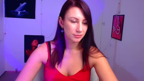 Snapshot of _emma_lay chatting on December 2024 01:22:01 PM Emma online show from December 2024 01:22:01 PM