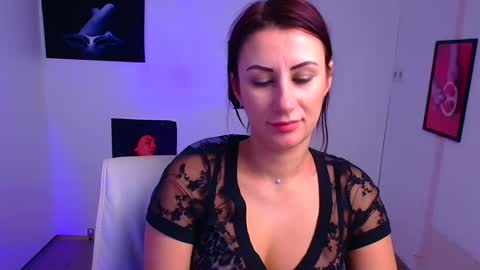 Snapshot of _emma_lay chatting on January 2025 04:11:01 PM Emma online show from January 2025 04:11:01 PM
