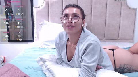 Snapshot of _ericavanderhill_ chatting on February 2025 06:15:02 PM Erica Vanderhill online show from February 2025 06:15:02 PM