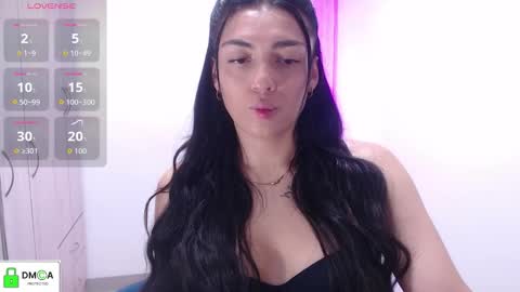  Erica Vanderhill  online show from November 2025 08:58:01 PM