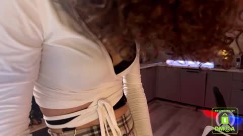 Snapshot of _eva_001 chatting on January 2026 03:49:02 PM Eva online show from January 2026 03:49:02 PM