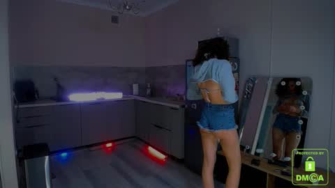 Snapshot of _eva_001 chatting on February 2026 10:21:01 PM Eva online show from February 2026 10:21:01 PM