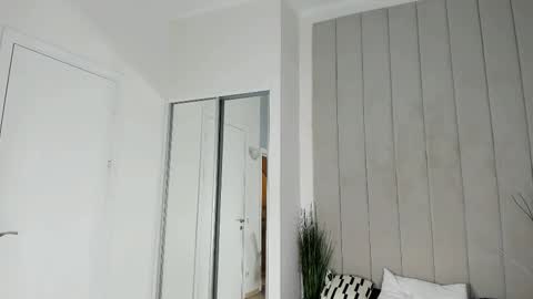 Eva Green online show from October 2025 09:48:02 PM