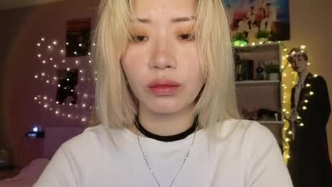 EveEva online show from May 2026 03:26:01 AM