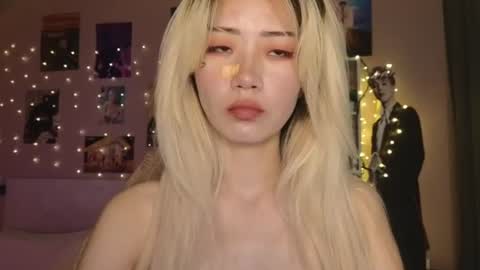 EveEva online show from June 2026 03:29:02 AM