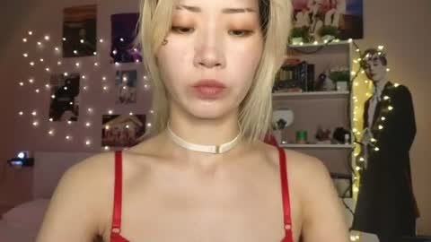 EveEva online show from June 2026 02:55:02 AM