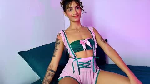 Felicity online show from November 2025 06:30:01 PM