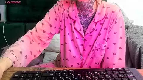 Alis online show from February 2025 03:01:02 PM