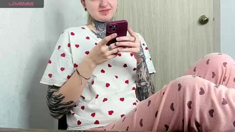 Alis online show from March 2025 06:40:02 PM