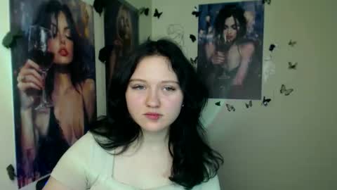 Alice online show from December 2025 07:33:02 PM