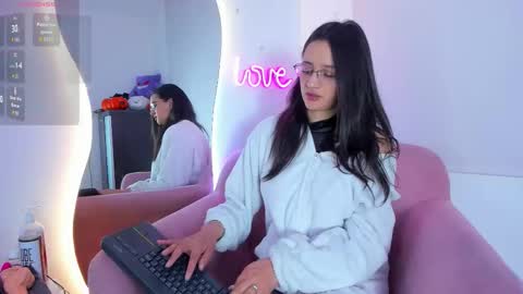 Gabby online show from September 2025 12:07:02 PM