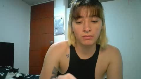 Mia-foster online show from May 2026 11:54:01 PM