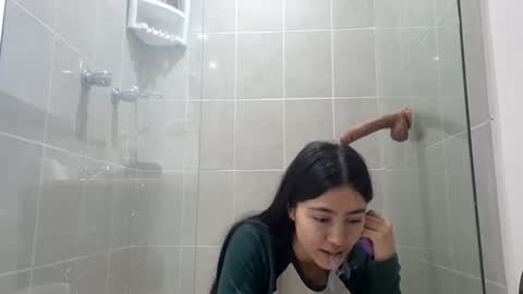 Snapshot of _ghostgirl__ chatting on February 2025 07:02:01 PM SKY online show from February 2025 07:02:01 PM