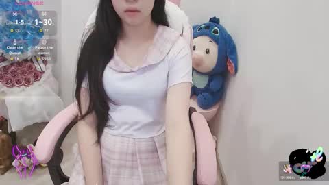 Anna online show from October 2025 01:43:02 PM