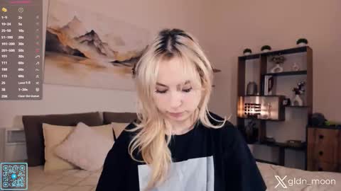 Rina online show from November 2025 12:44:02 AM