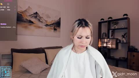 Rina online show from December 2025 08:17:01 PM