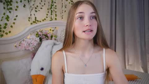 Milly online show from September 2025 01:22:02 AM