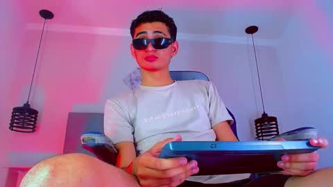 Snapshot of _gsus chatting on September 2025 01:11:01 PM _gsus online show from September 2025 01:11:01 PM