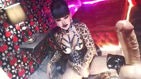 Snapshot of _hailyourqueenx chatting on September 2025 09:29:02 PM GoDDess Chloe online show from September 2025 09:29:02 PM