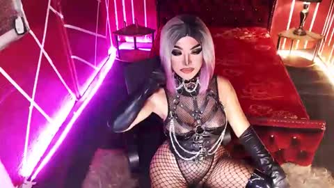 Snapshot of _hailyourqueenx chatting on September 2025 08:58:01 PM GoDDess Chloe online show from September 2025 08:58:01 PM