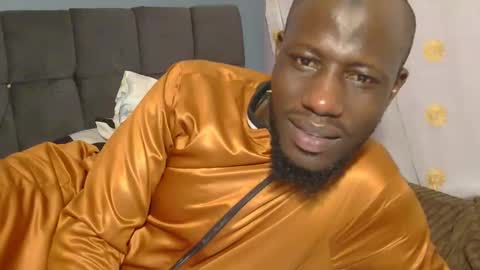 Snapshot of _hairlyboy chatting on November 2025 02:06:01 PM _hairlyboy online show from November 2025 02:06:01 PM