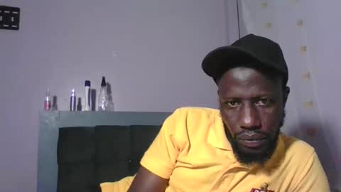 Snapshot of _hairlyboy chatting on December 2025 06:01:02 PM _hairlyboy online show from December 2025 06:01:02 PM