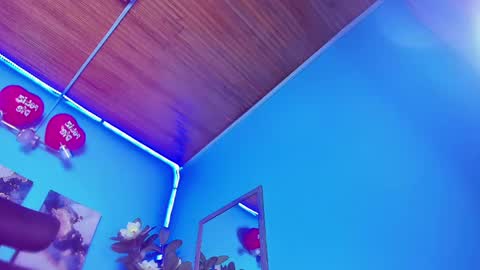 Snapshot of _hairybeard_ chatting on February 2025 04:55:01 AM Mathews online show from February 2025 04:55:01 AM