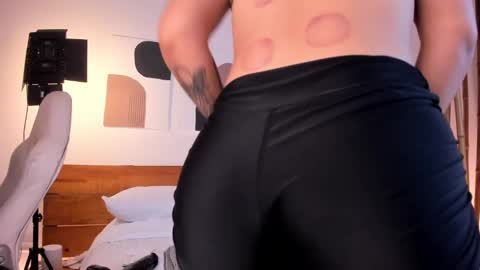 Hanna johnson online show from January 2025 03:25:02 AM