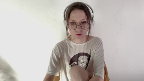 Snapshot of _hanna_moon_ chatting on February 2026 01:44:02 PM Hannaolotl online show from February 2026 01:44:02 PM