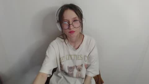 Snapshot of _hanna_moon_ chatting on April 2026 08:08:01 AM Hannaolotl online show from April 2026 08:08:01 AM