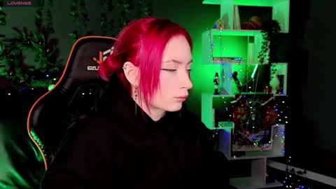 Helen Carter 3  Next stream   2330 MSC online show from December 2024 08:50:01 PM