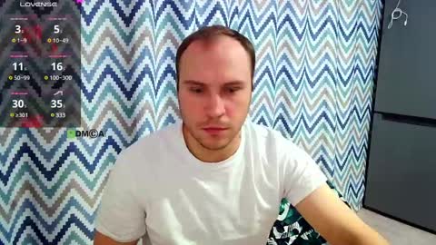 Snapshot of _hermann__ chatting on December 2024 04:23:02 AM Hermann online show from December 2024 04:23:02 AM