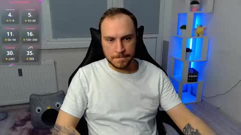 Snapshot of _hermann__ chatting on February 2025 08:44:01 PM Hermann online show from February 2025 08:44:01 PM