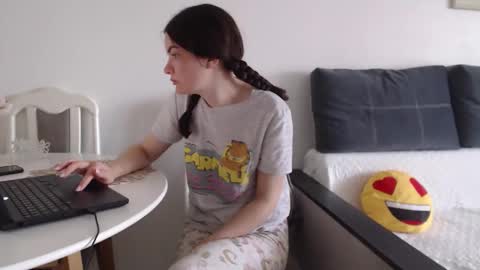 Criss4u online show from March 2026 06:30:01 AM