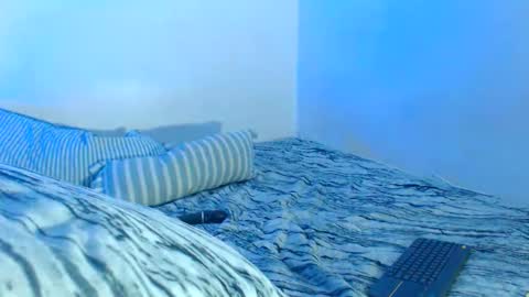 KEYLA Y SAMUEL online show from April 2026 06:03:02 PM