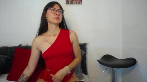 _ir1s_ online show from December 2025 02:08:02 AM